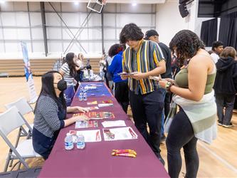 Students speaking with recruiters