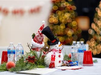 Holiday table decorations