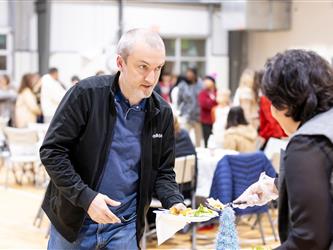guests receiving food